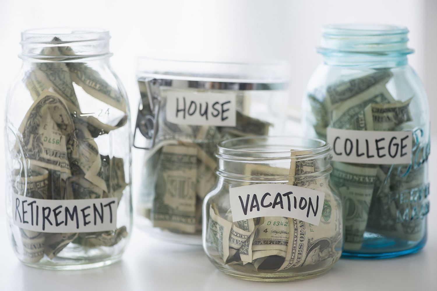 "How Not to Make Mistakes When Saving Money" 